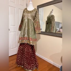 Short dress/frock with a red sharara